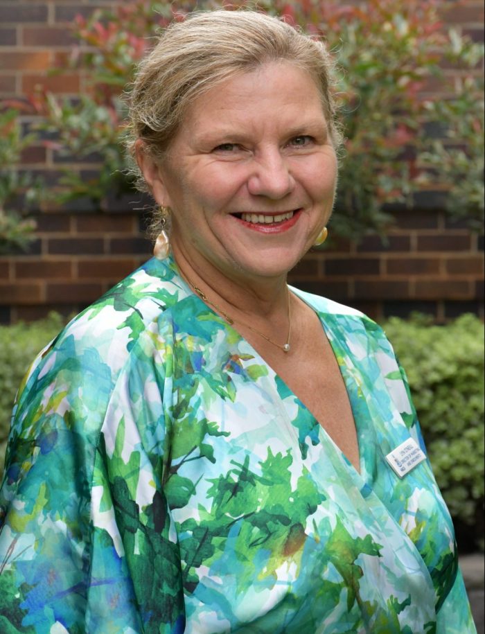 Ms Lyn O’Neill